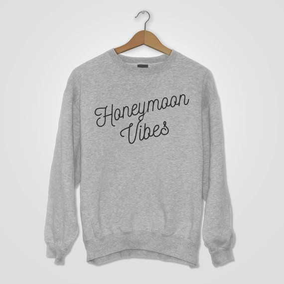 Sugarbaby Honeymoon Vibes Swea - Summer Clothing Vibes 评论和价格